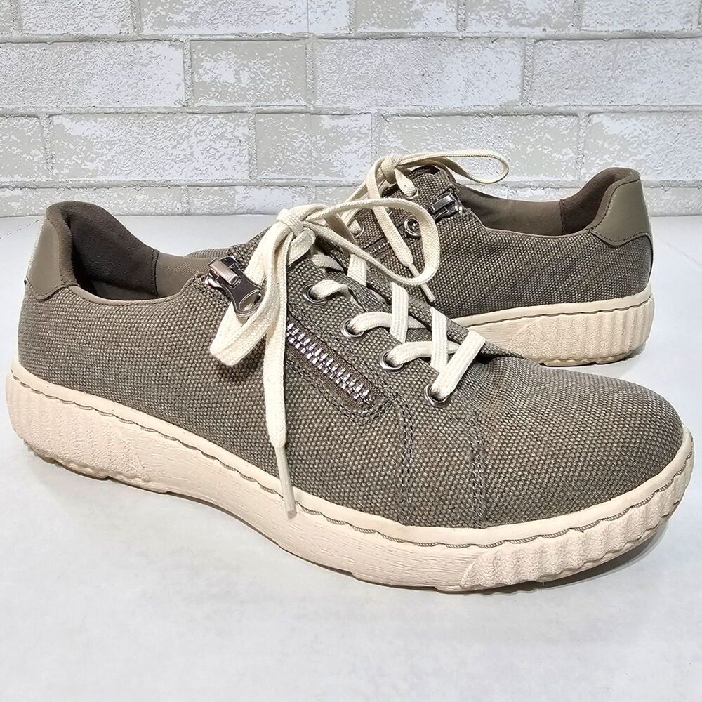 Clarks Collection Caroline Echo Stone Slip On Sneakers Women's Size 7